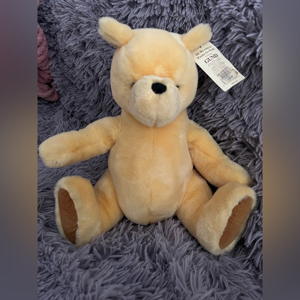 Vintage Gund Winnie the Pooh bear
